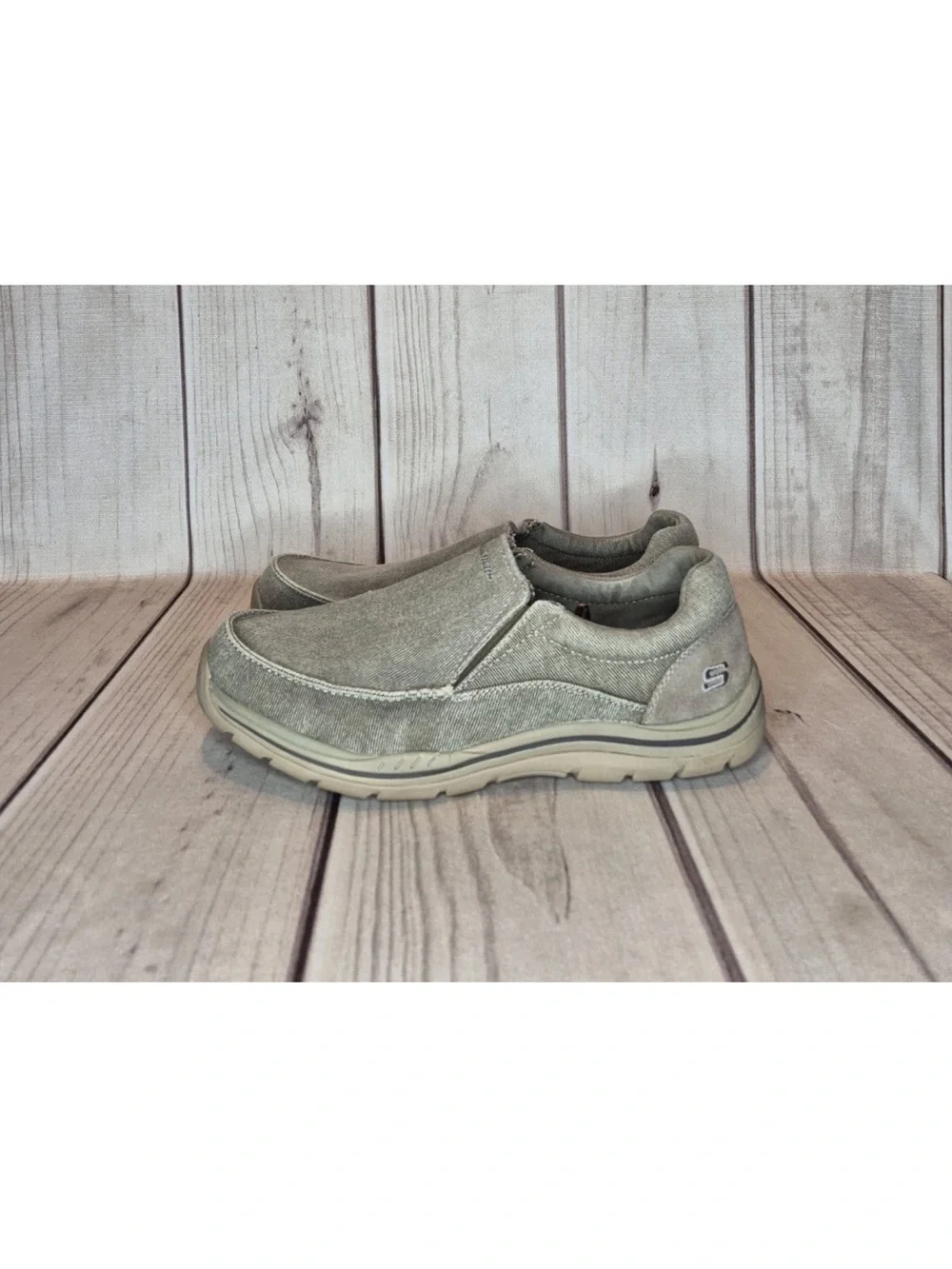 Skechers Men's Size 12 Relaxed Fit Expected Avillo Slip-On Shoes Khaki Canvas